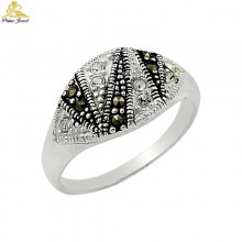 Gümüş Zirkon Taşlı Yüzük